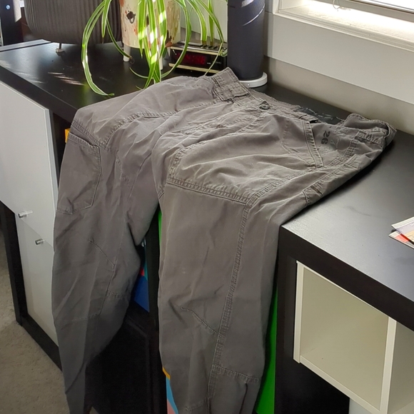 A Brave New Style - Grey Cargo Pants 34 short - Picture 1 of 3